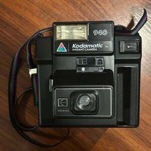 Kodak Kodamatic 940 Vintage Instant Film Camera